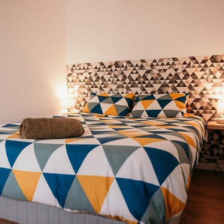 Appartement De Thomas ชาร์เลอวิลล์-เมซิแยร์ ภายนอก รูปภาพ