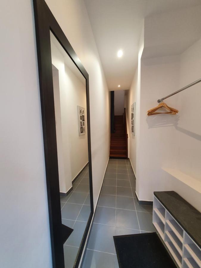Appartement De Thomas ชาร์เลอวิลล์-เมซิแยร์ ภายนอก รูปภาพ