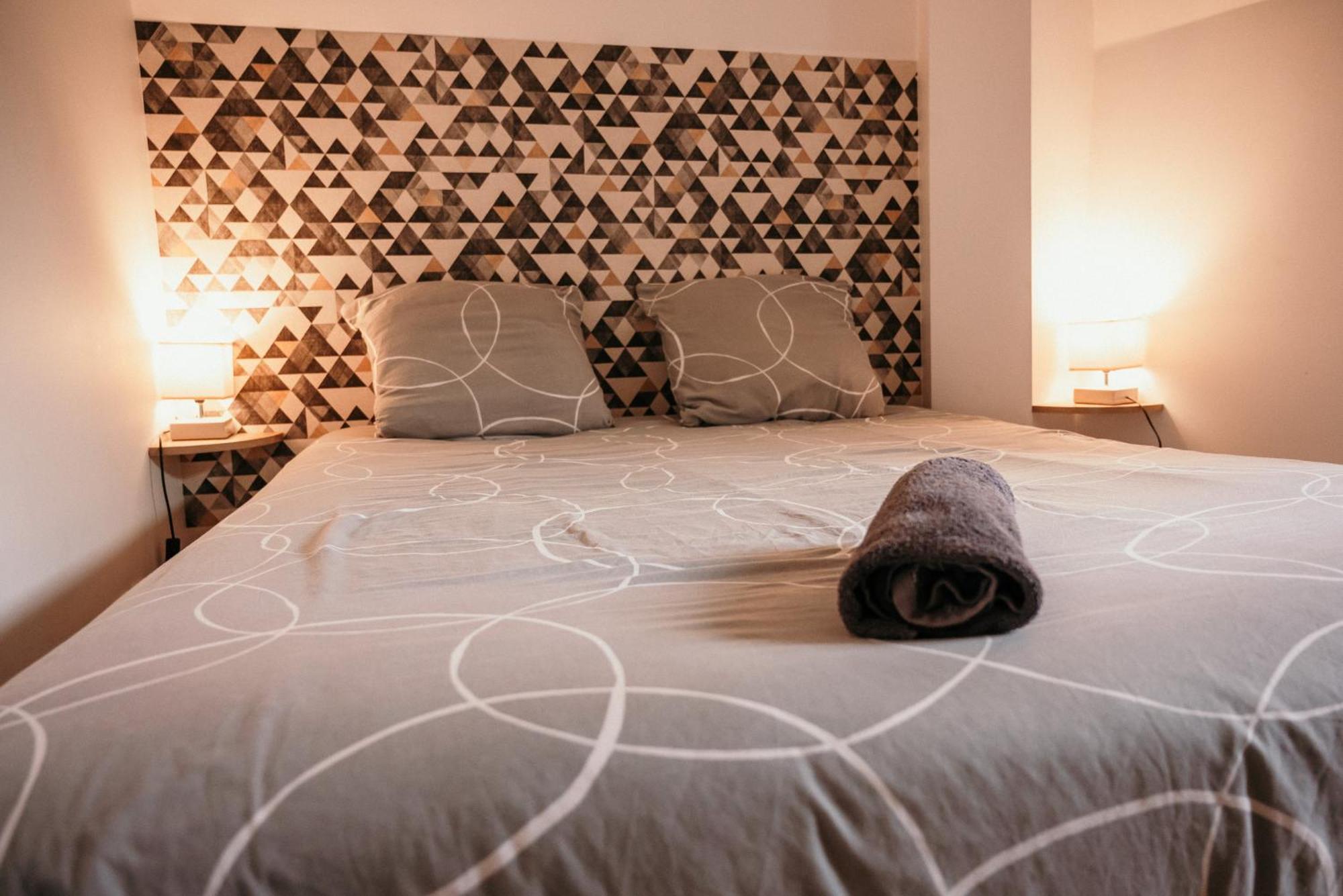 Appartement De Thomas ชาร์เลอวิลล์-เมซิแยร์ ภายนอก รูปภาพ